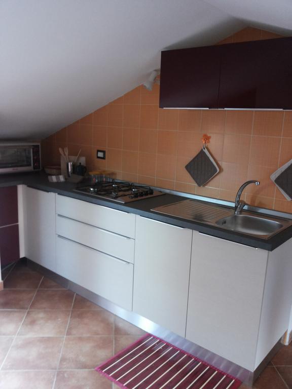 Mansardina Sassu Apartman Alghero Szoba fotó